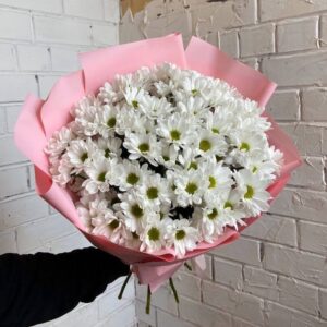 Букет из ромашковых хризантем